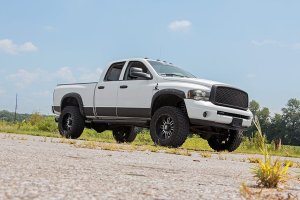Dodge Ram 2500 Suspension Lift Kit - Rough Country - 3 Inch Lift Kit | M1 | V2 Monotube Shocks - '03-'10